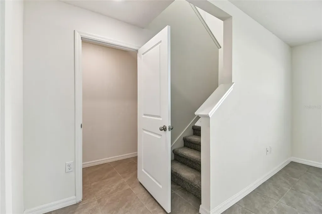 9208 Mission Bay Place Tampa FL 33637