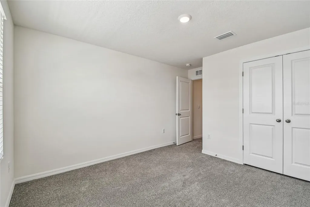 9208 Mission Bay Place Tampa FL 33637
