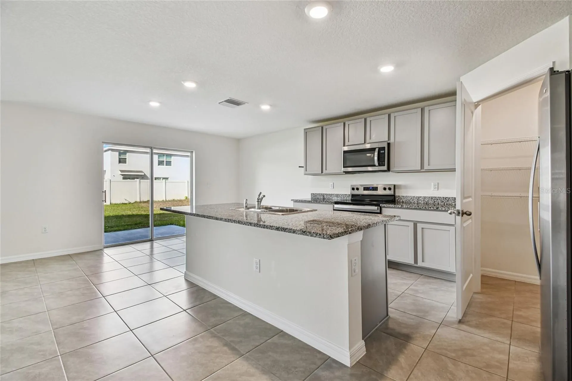9208 Mission Bay Place Tampa FL 33637