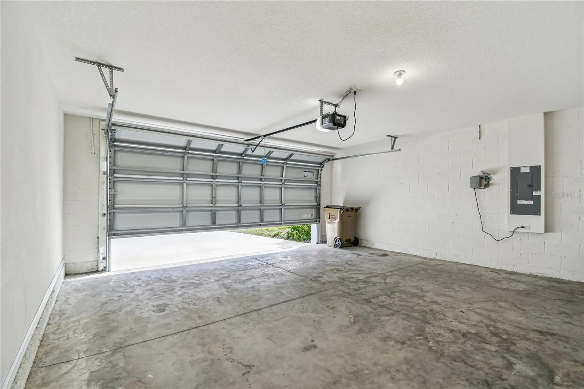 9208 Mission Bay Place Tampa FL 33637