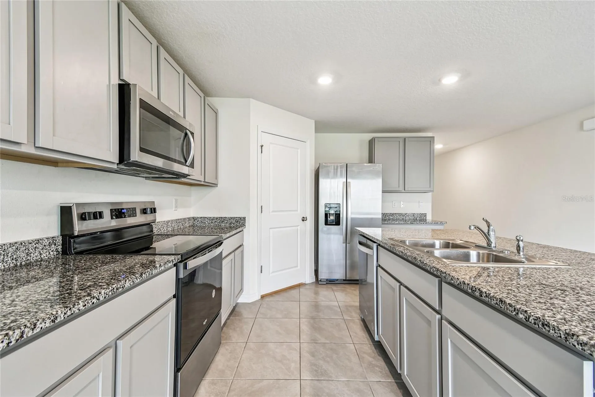 9208 Mission Bay Place Tampa FL 33637