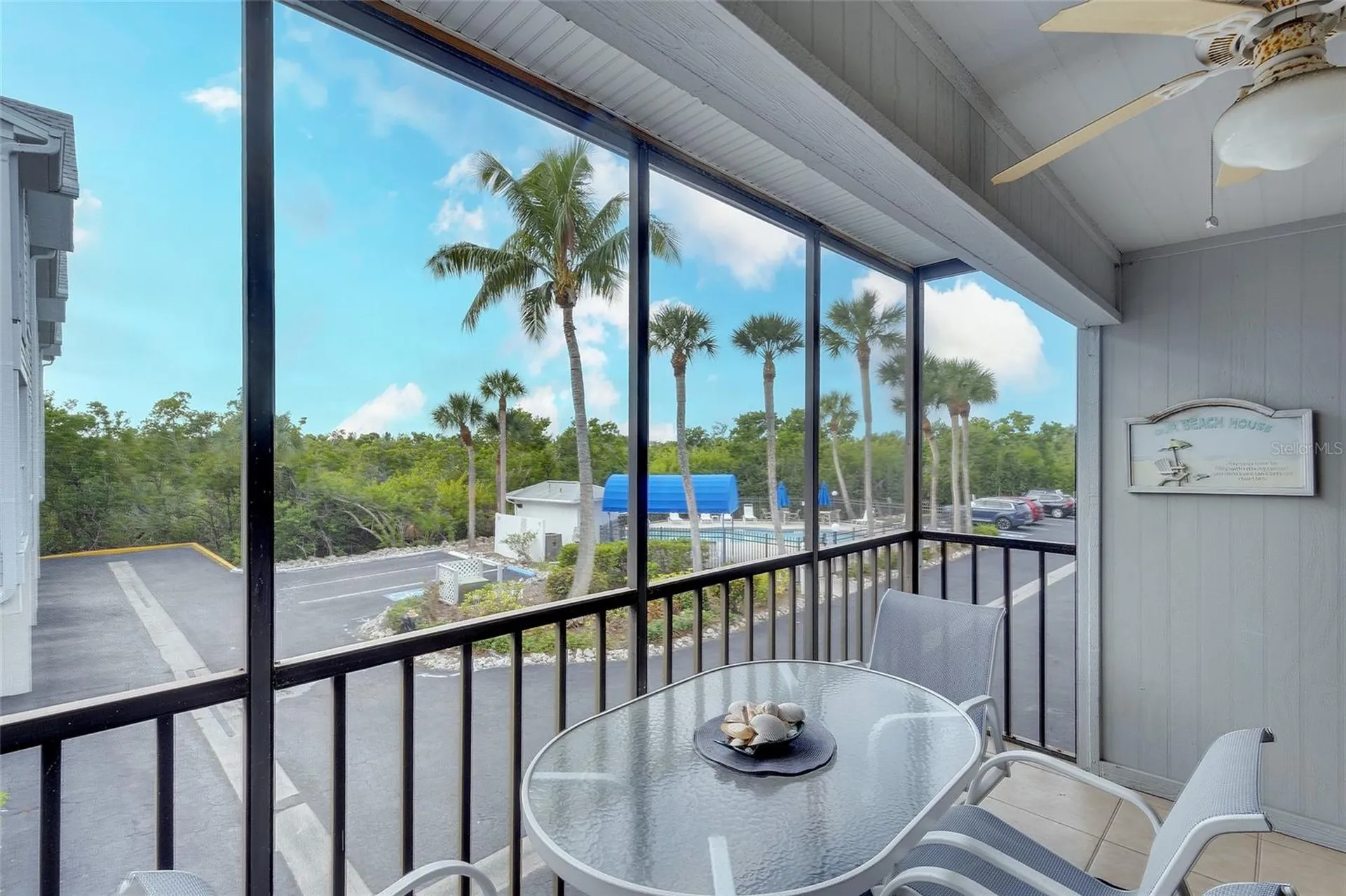 3601 E Bay Drive Holmes Beach FL 34217