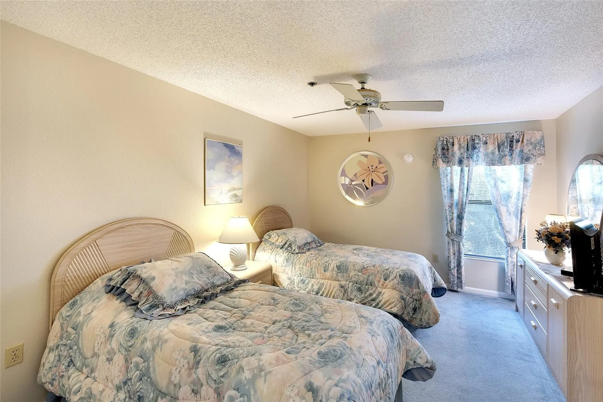 3601 E Bay Drive Holmes Beach FL 34217