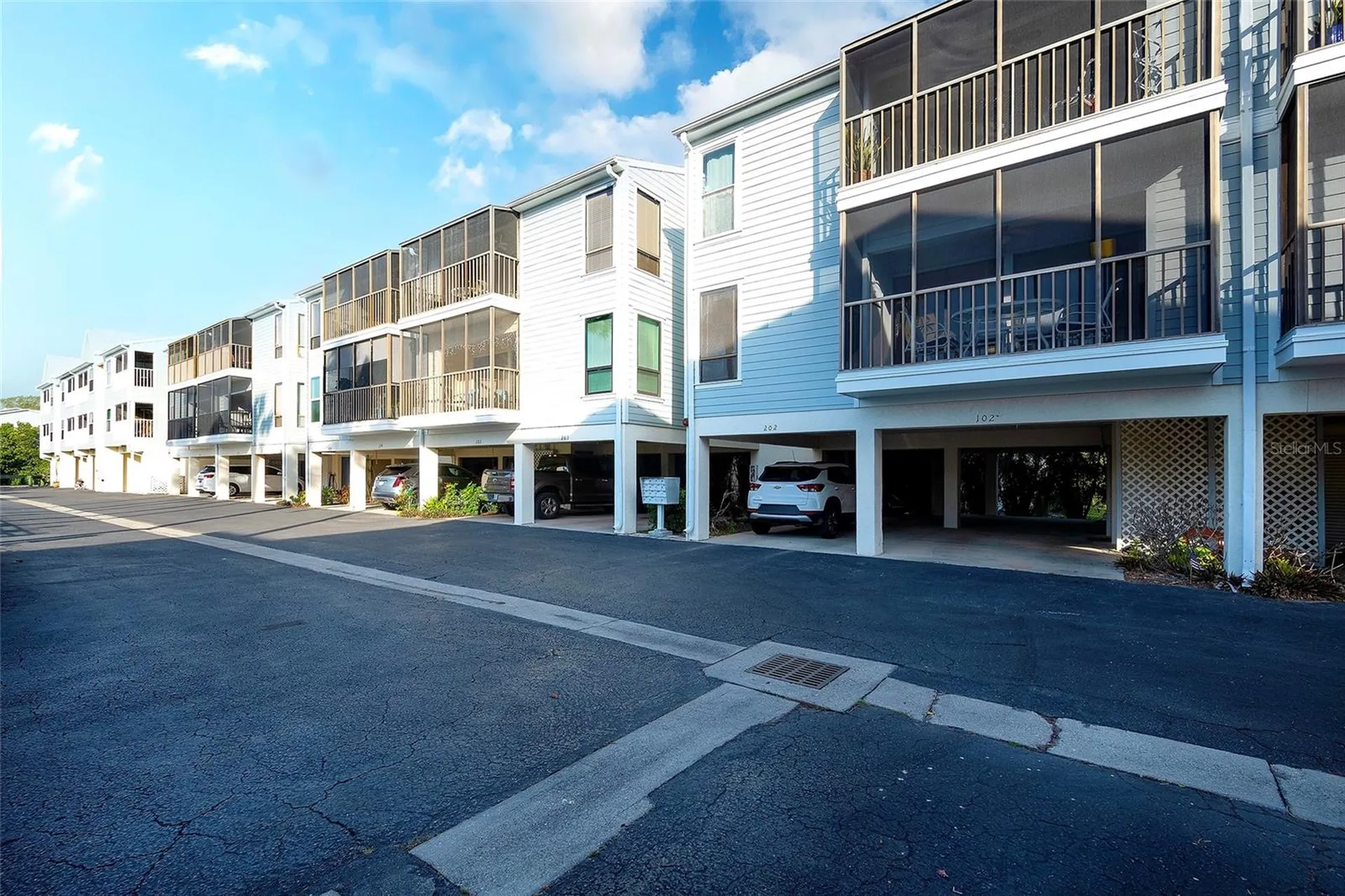3601 E Bay Drive Holmes Beach FL 34217