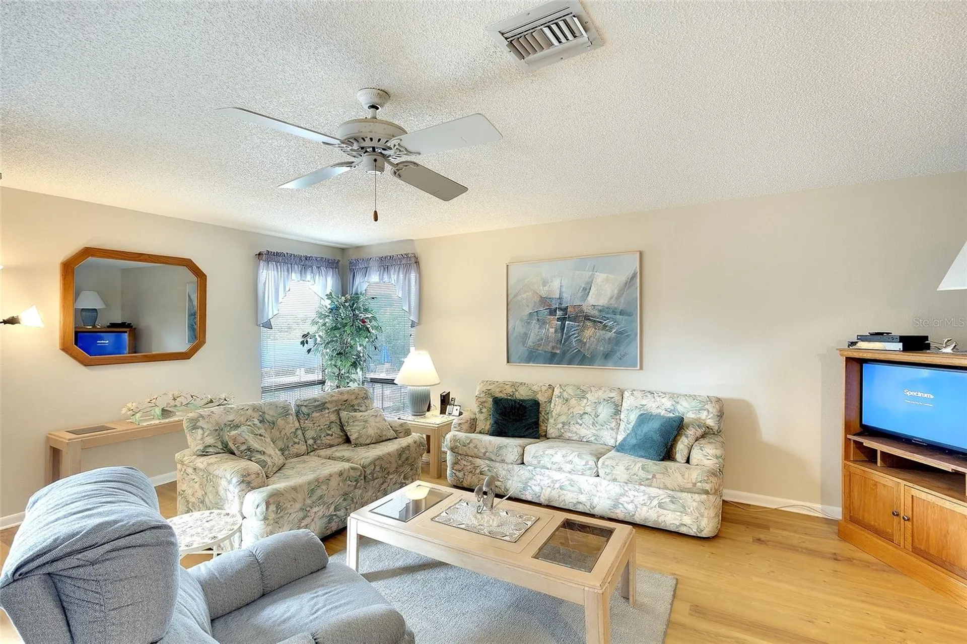 3601 E Bay Drive Holmes Beach FL 34217