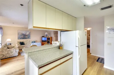 3601 E Bay Drive Holmes Beach FL 34217