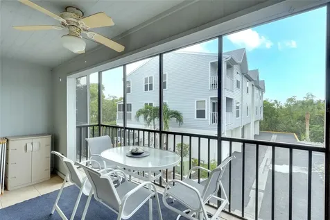 3601 E Bay Drive Holmes Beach FL 34217