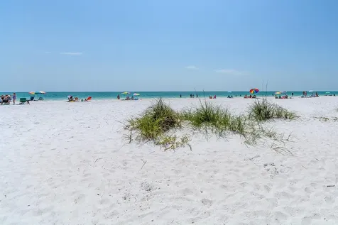 3601 E Bay Drive Holmes Beach FL 34217