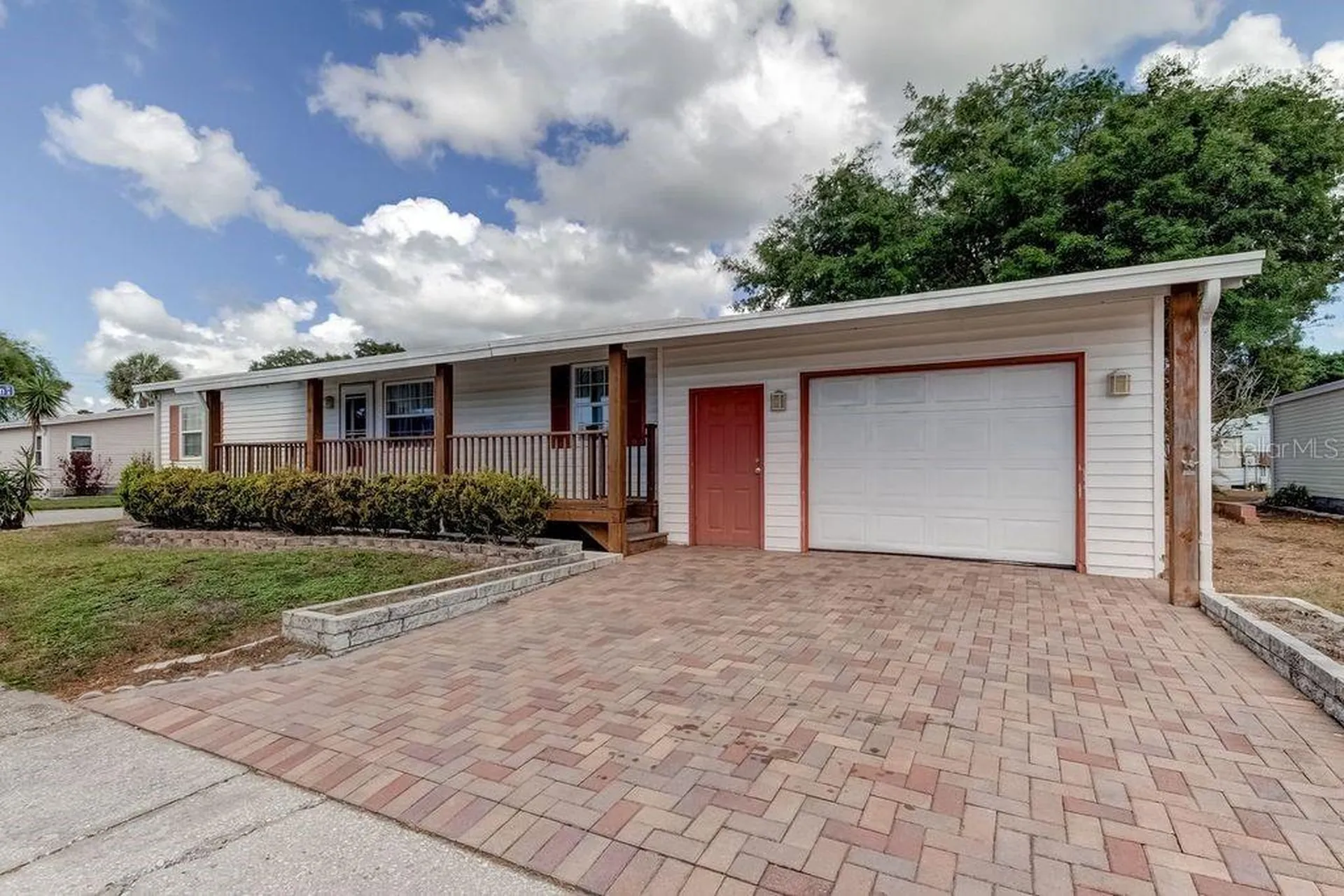 278 Pelican Drive N Oldsmar FL 34677