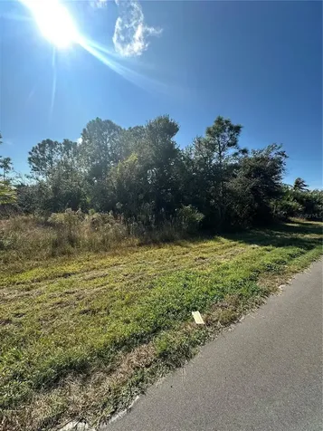 10405 Rockford Avenue Englewood FL 34224