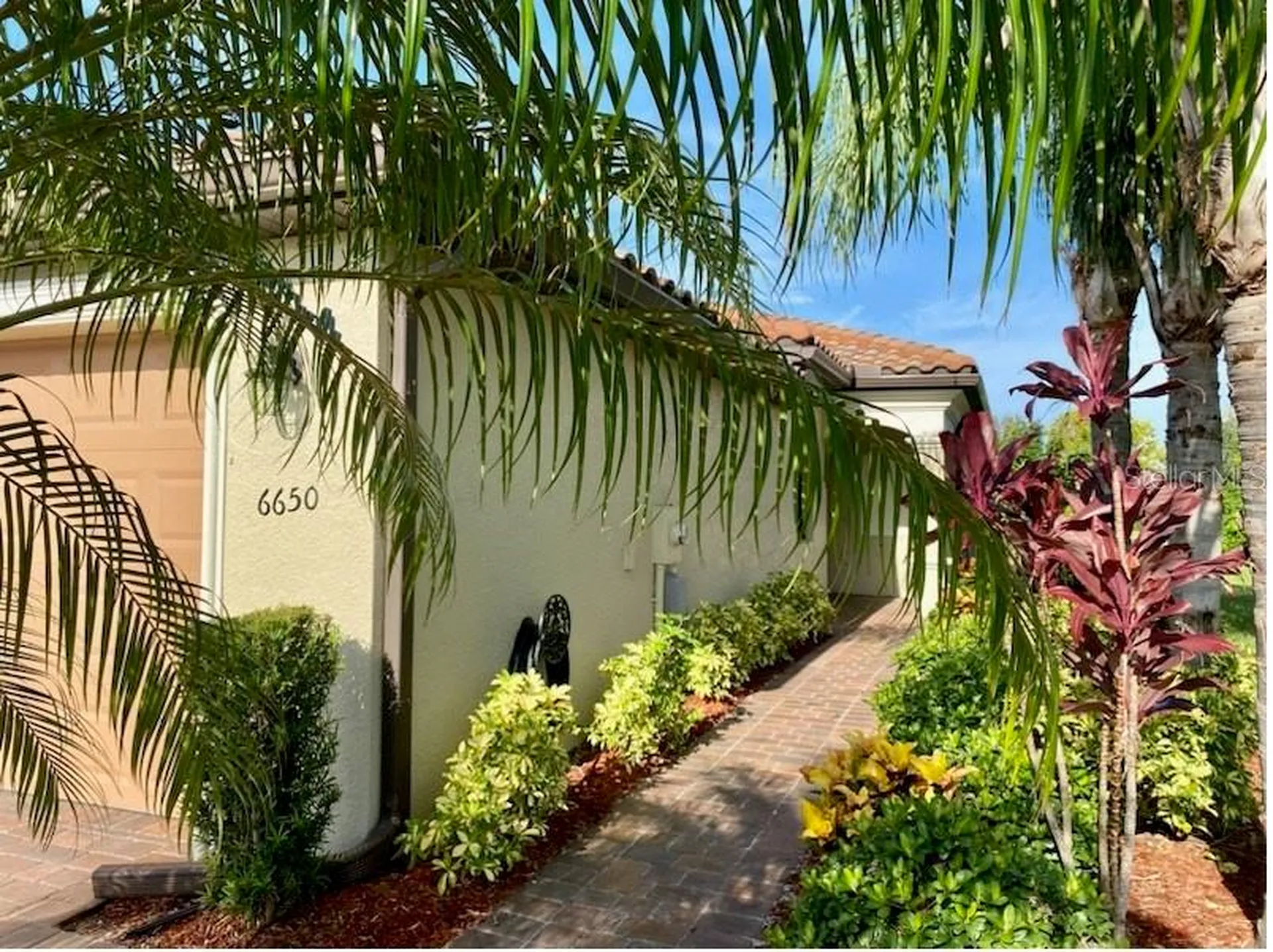 6650 Willowshire Way Bradenton FL 34212