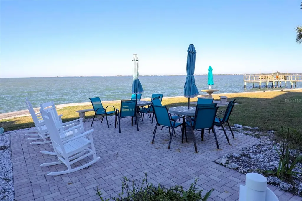 5 Gateshead Drive Dunedin FL 34698