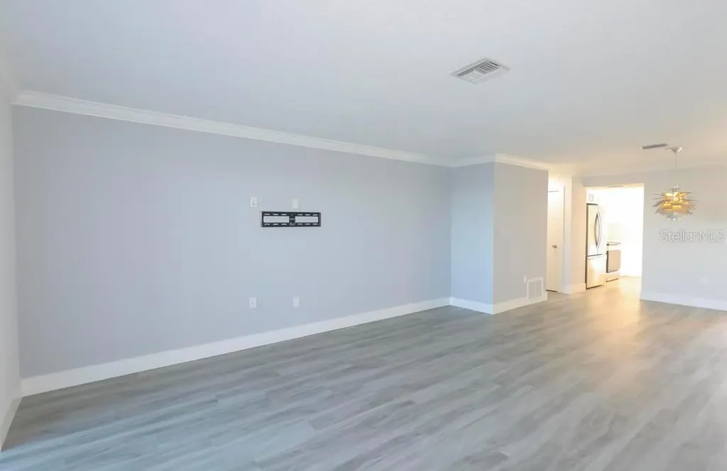 5 Gateshead Drive Dunedin FL 34698