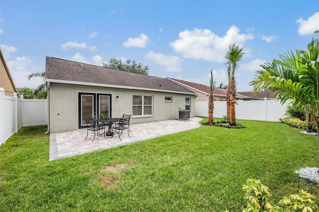 4208 Pine Isle Drive Lutz FL 33558