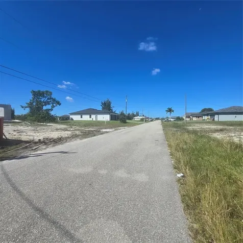 2031 NW 21st Street Cape Coral FL 33993