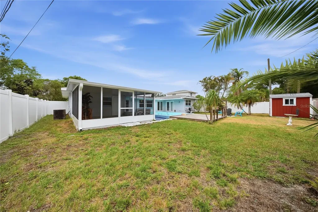 6725 17th Lane N St Petersburg FL 33702