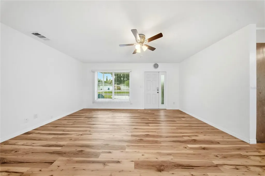 6725 17th Lane N St Petersburg FL 33702
