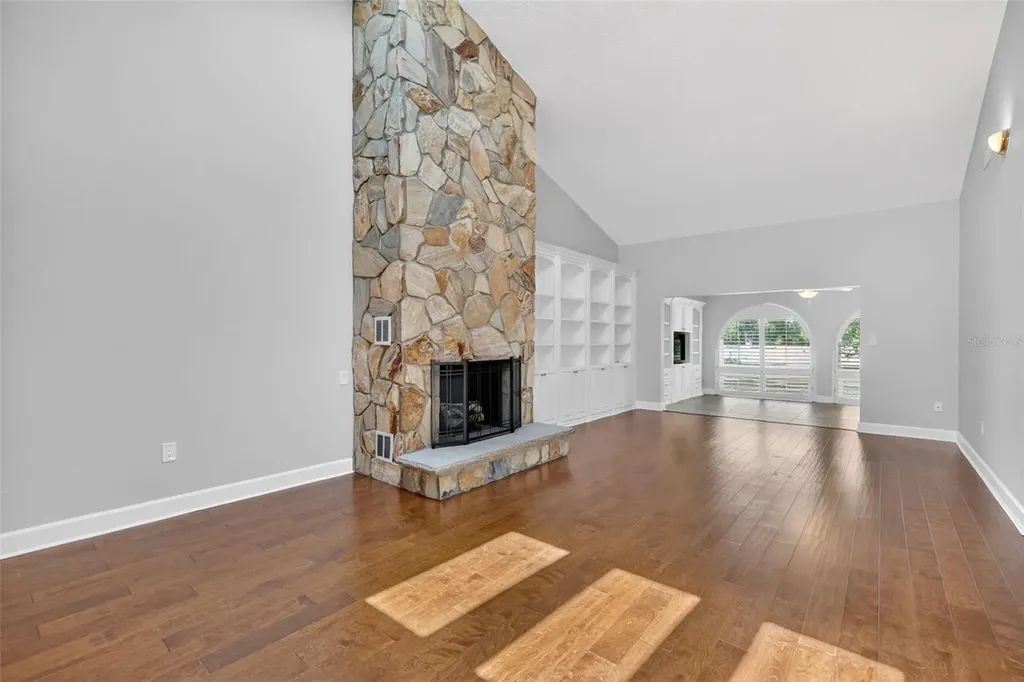100 S Tremain Street Mount Dora FL 32757