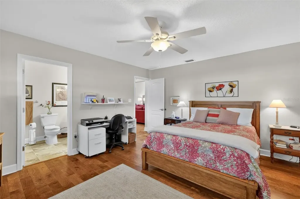100 S Tremain Street Mount Dora FL 32757