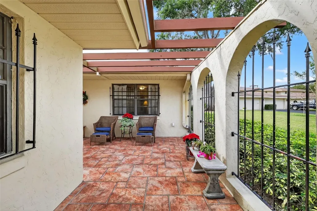 100 S Tremain Street Mount Dora FL 32757