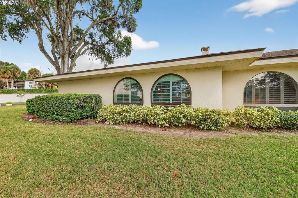 100 S Tremain Street Mount Dora FL 32757