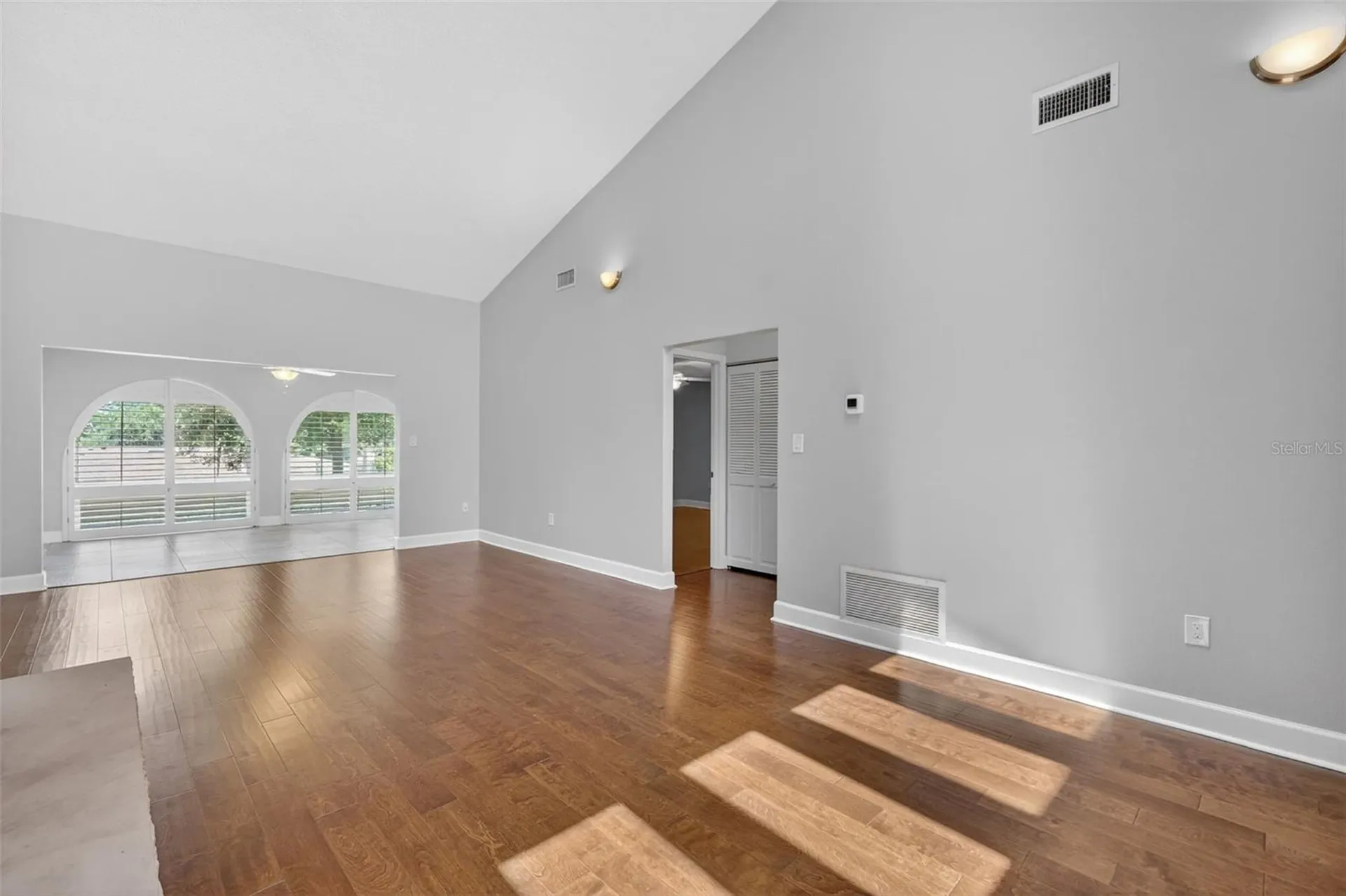 100 S Tremain Street Mount Dora FL 32757