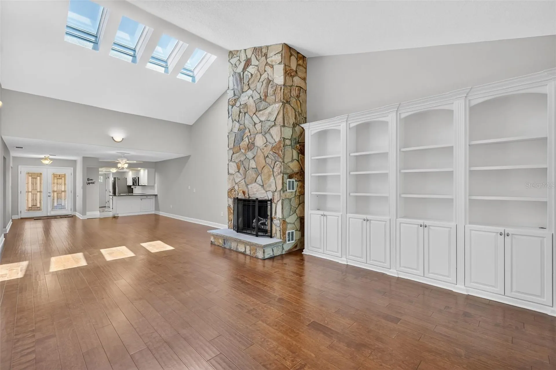 100 S Tremain Street Mount Dora FL 32757