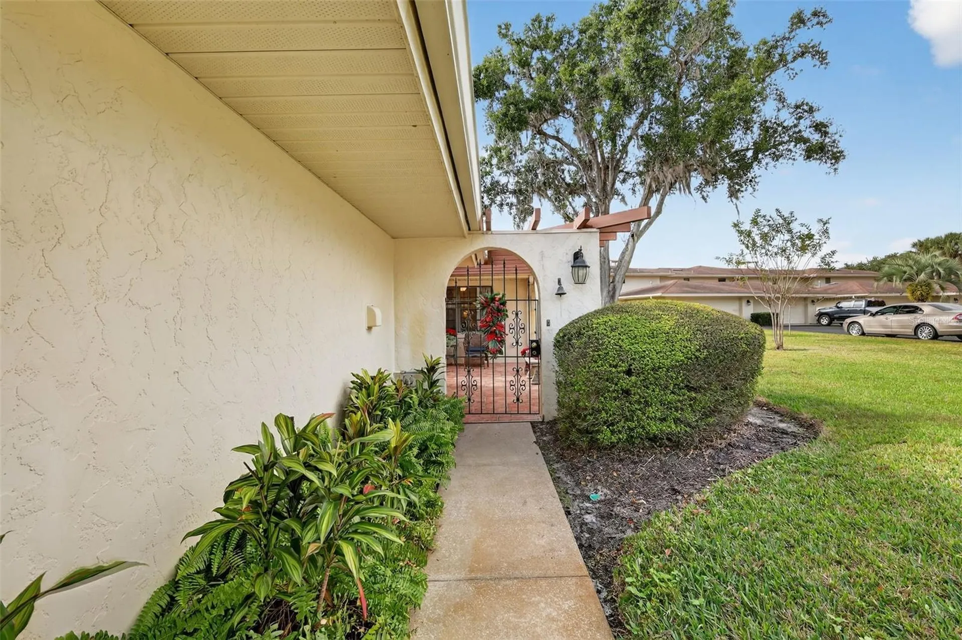 100 S Tremain Street Mount Dora FL 32757