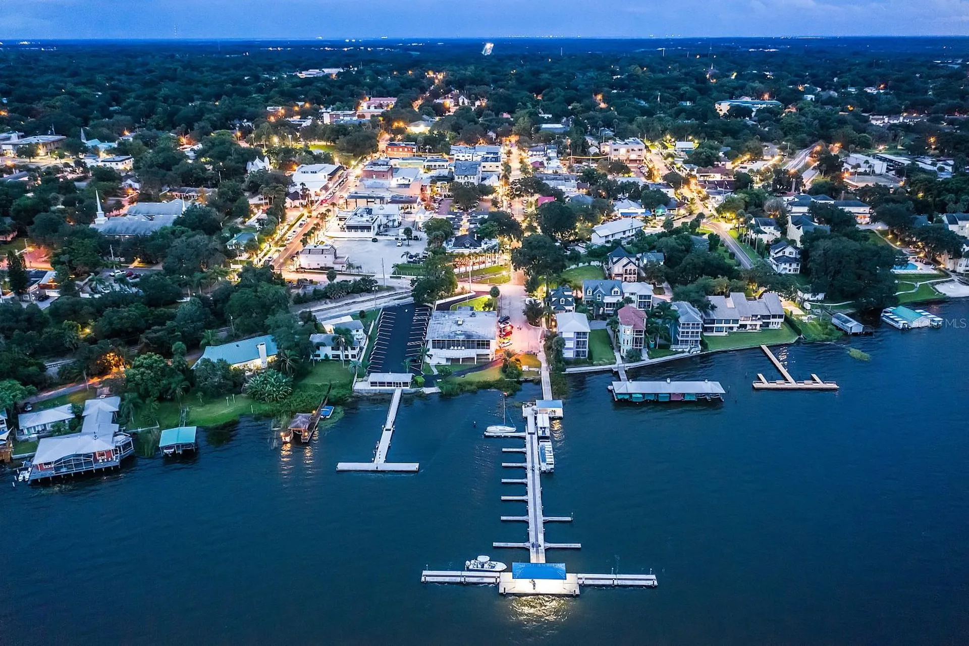 100 S Tremain Street Mount Dora FL 32757