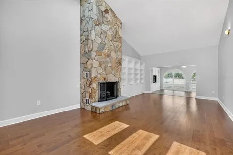 100 S Tremain Street Mount Dora FL 32757