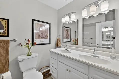 100 S Tremain Street Mount Dora FL 32757