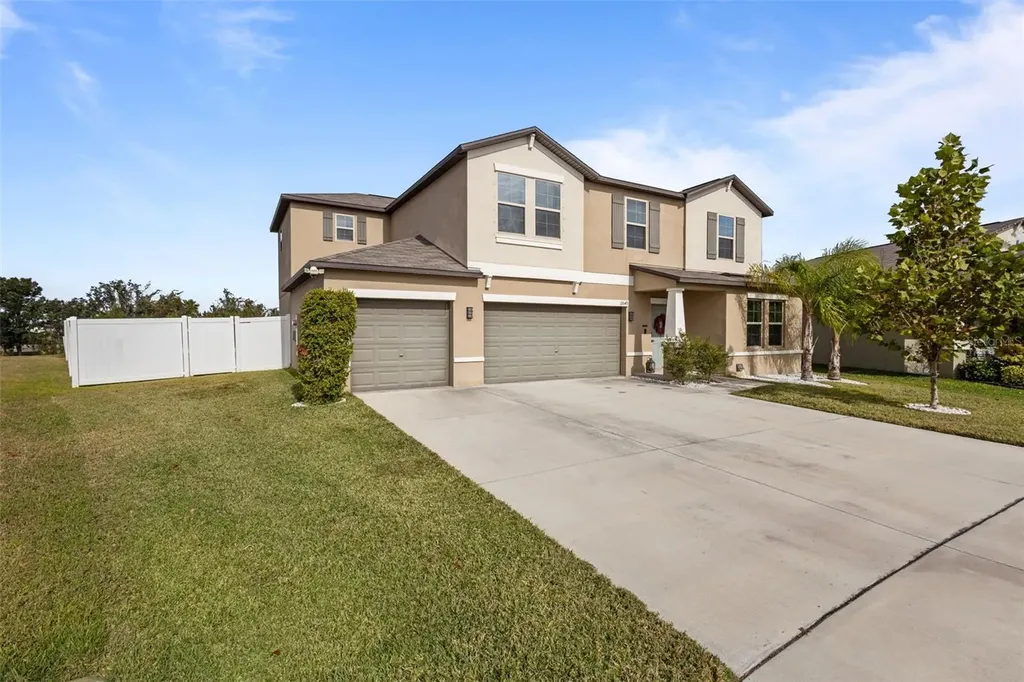 13549 Willow Bluestar Loop Riverview FL 33579