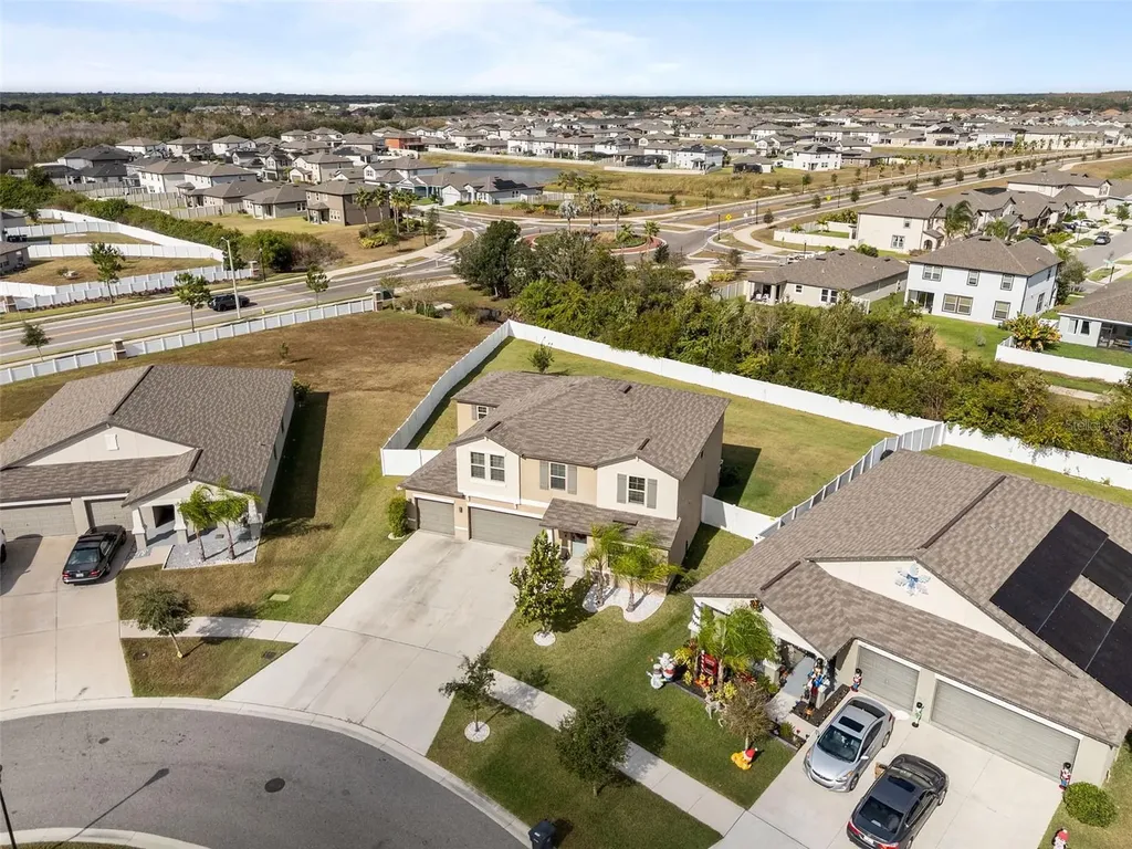 13549 Willow Bluestar Loop Riverview FL 33579