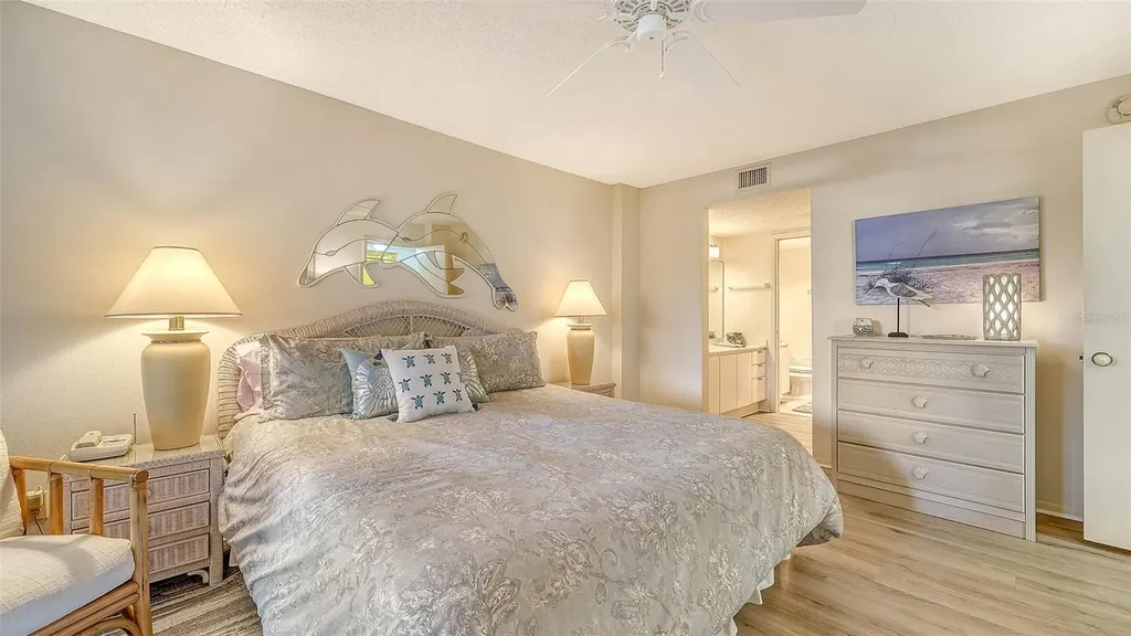8773 Midnight Pass Road Sarasota FL 34242