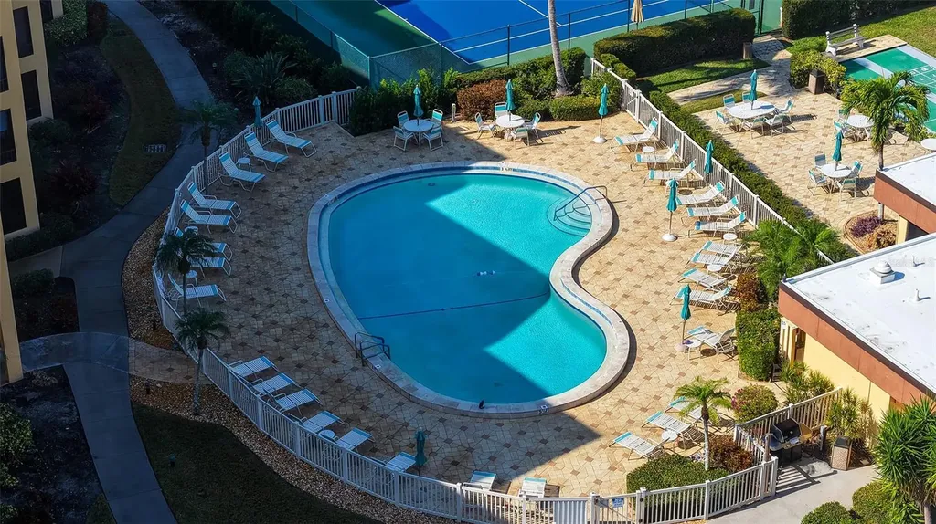 8773 Midnight Pass Road Sarasota FL 34242