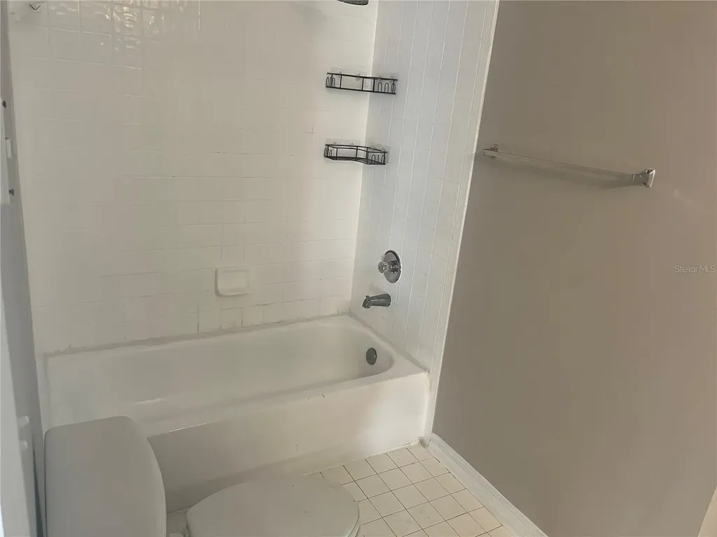 5572 Metrowest Boulevard Orlando FL 32811