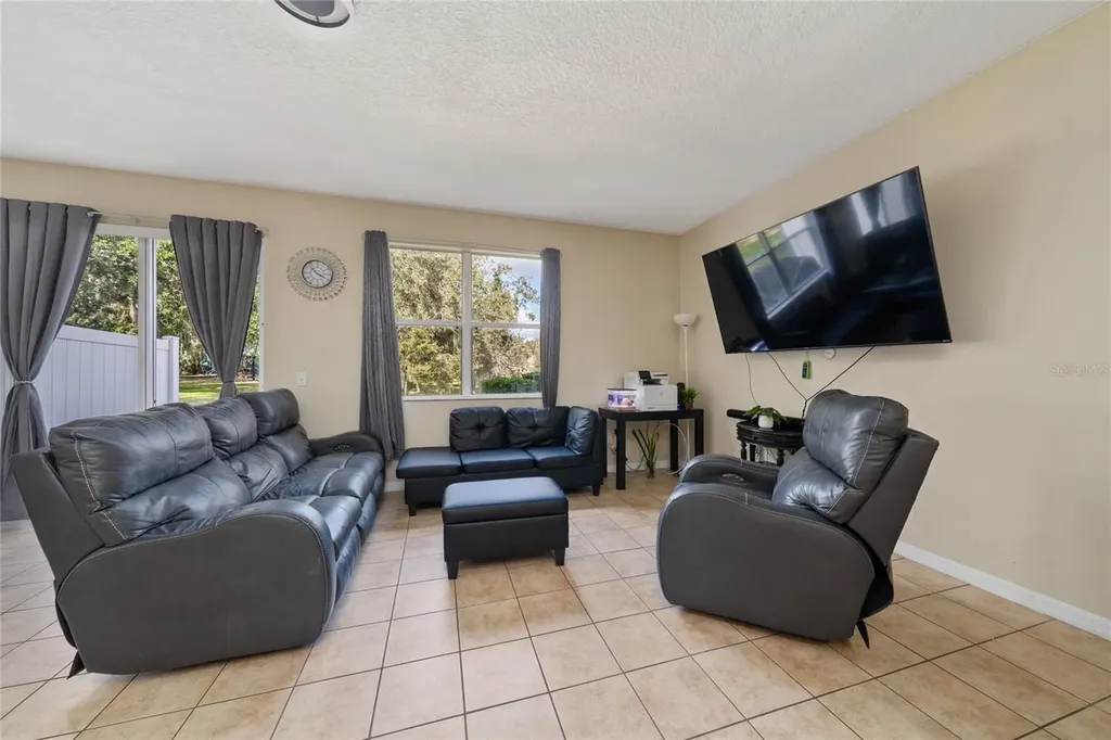 3008 Seaview Castle Drive Kissimmee FL 34746