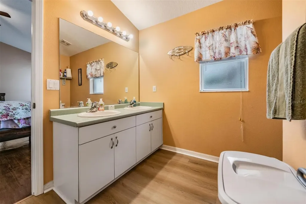 6431 Taylor Court New Port Richey FL 34653