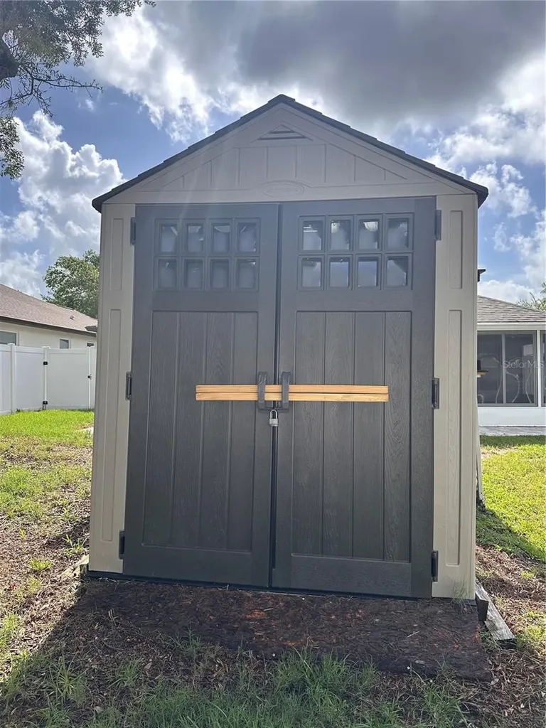 6431 Taylor Court New Port Richey FL 34653
