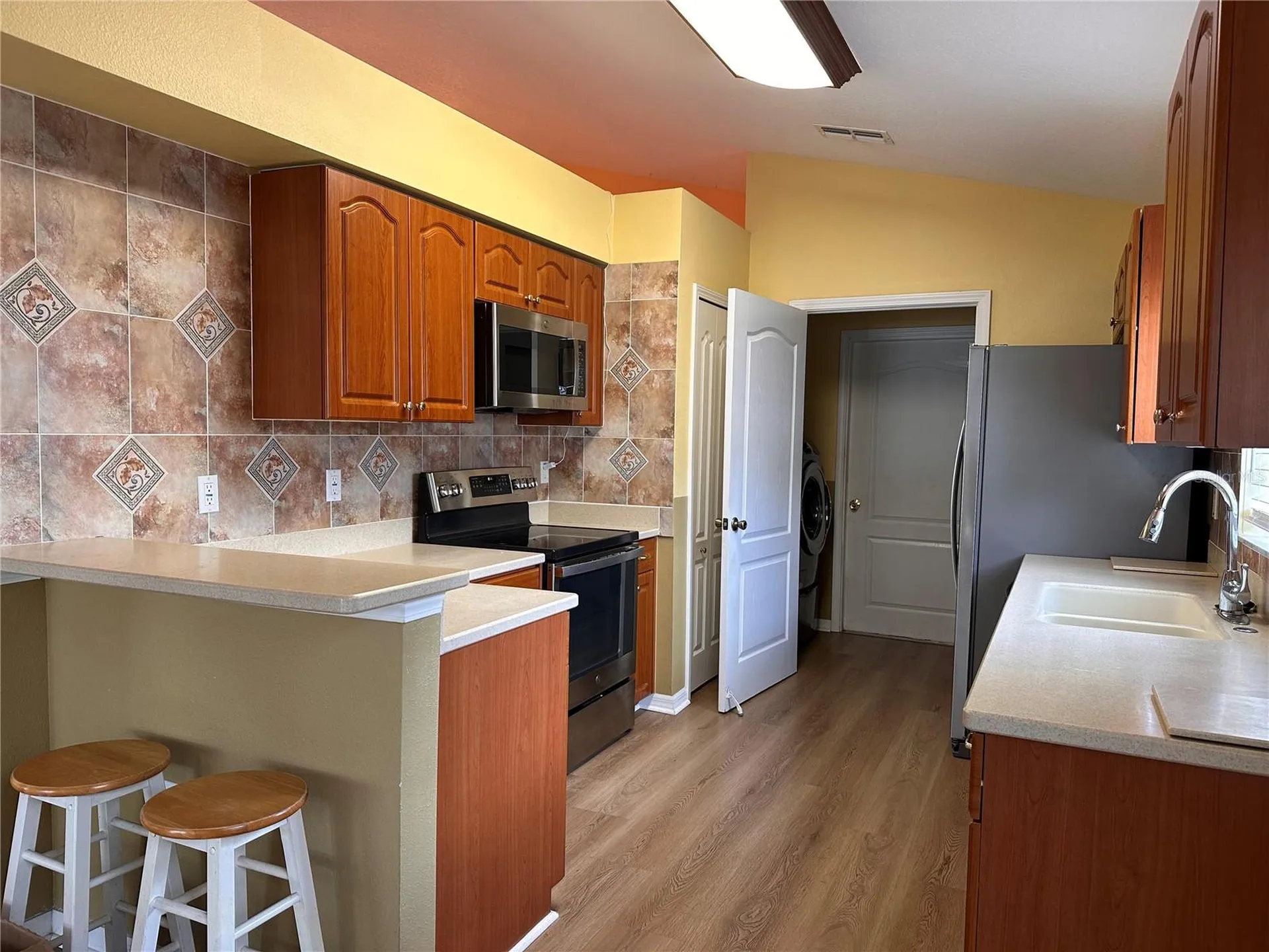 6431 Taylor Court New Port Richey FL 34653