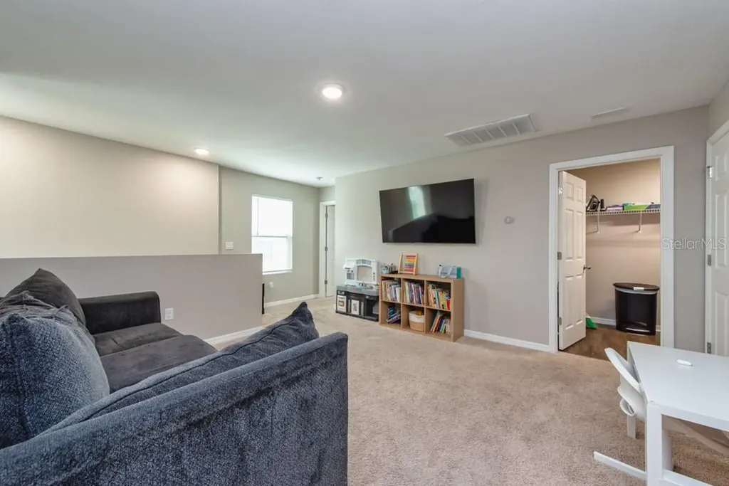 14617 Brumby Ridge Avenue Lithia FL 33547