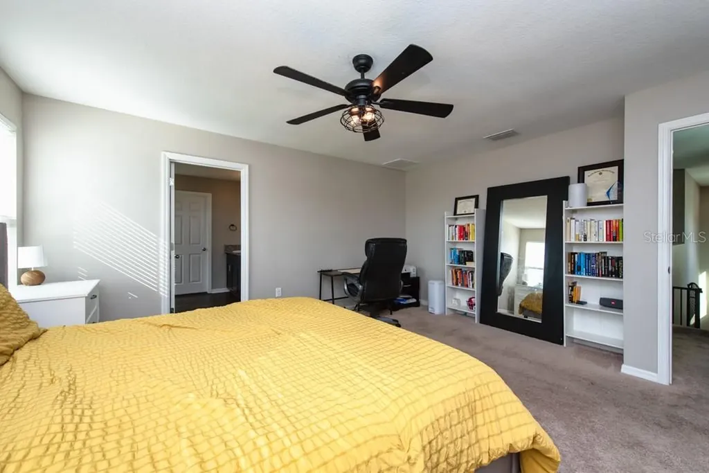 14617 Brumby Ridge Avenue Lithia FL 33547