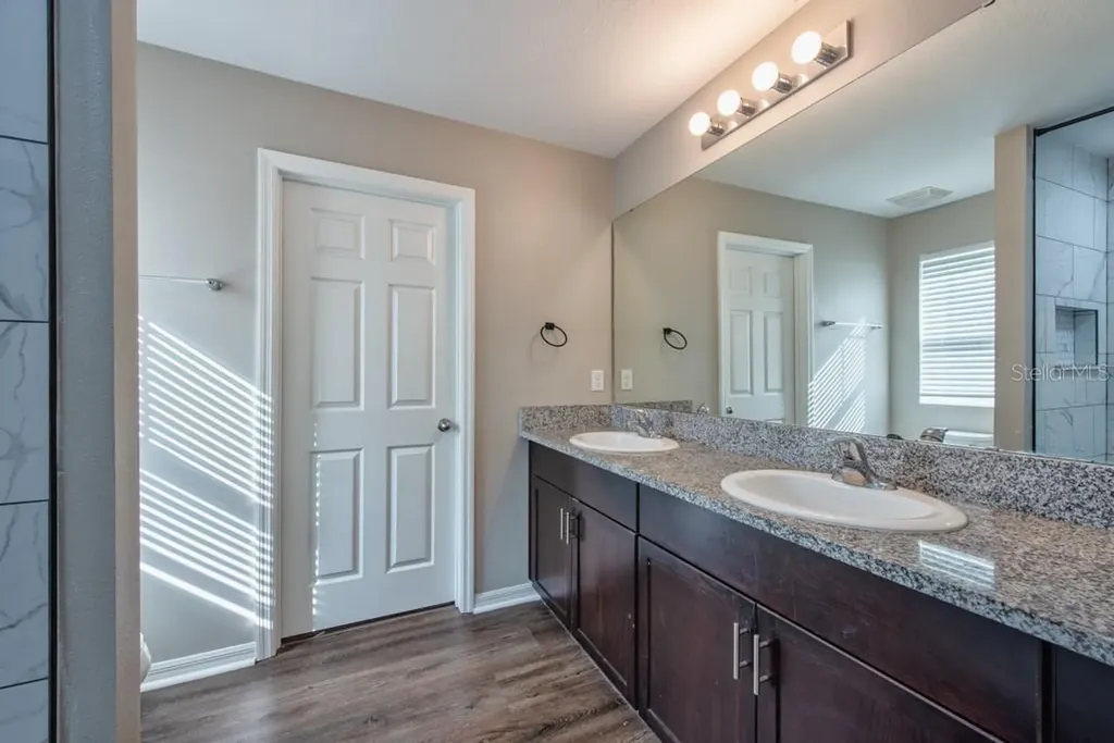 14617 Brumby Ridge Avenue Lithia FL 33547