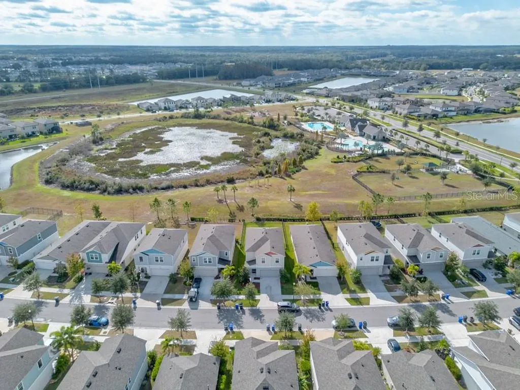 14617 Brumby Ridge Avenue Lithia FL 33547