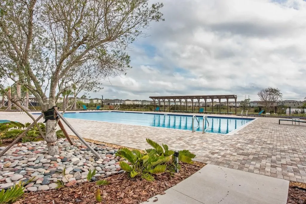 14617 Brumby Ridge Avenue Lithia FL 33547