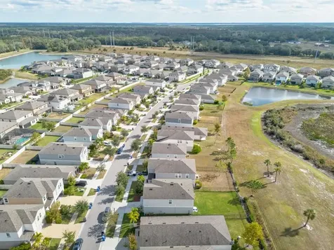 14617 Brumby Ridge Avenue Lithia FL 33547