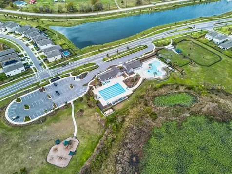 14617 Brumby Ridge Avenue Lithia FL 33547
