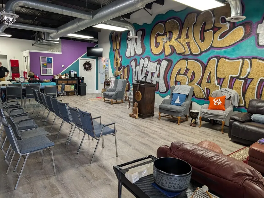 7015 N Manhattan Avenue Tampa FL 33614
