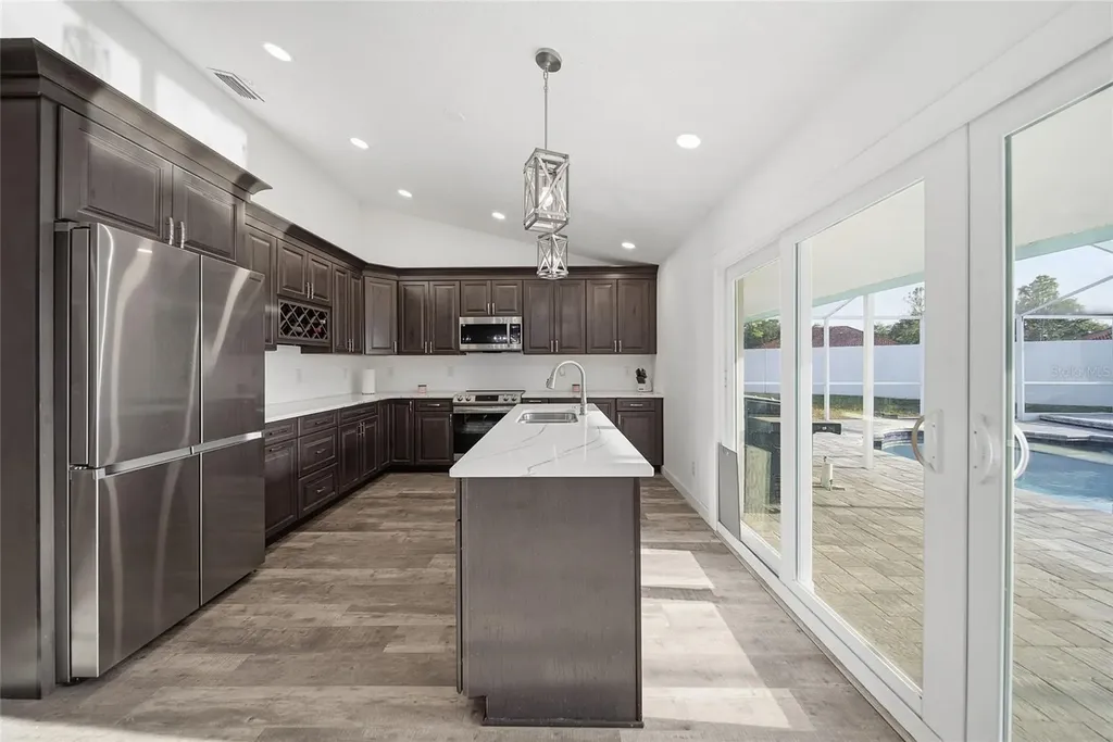 9823 Sunnyoak Drive Riverview FL 33569