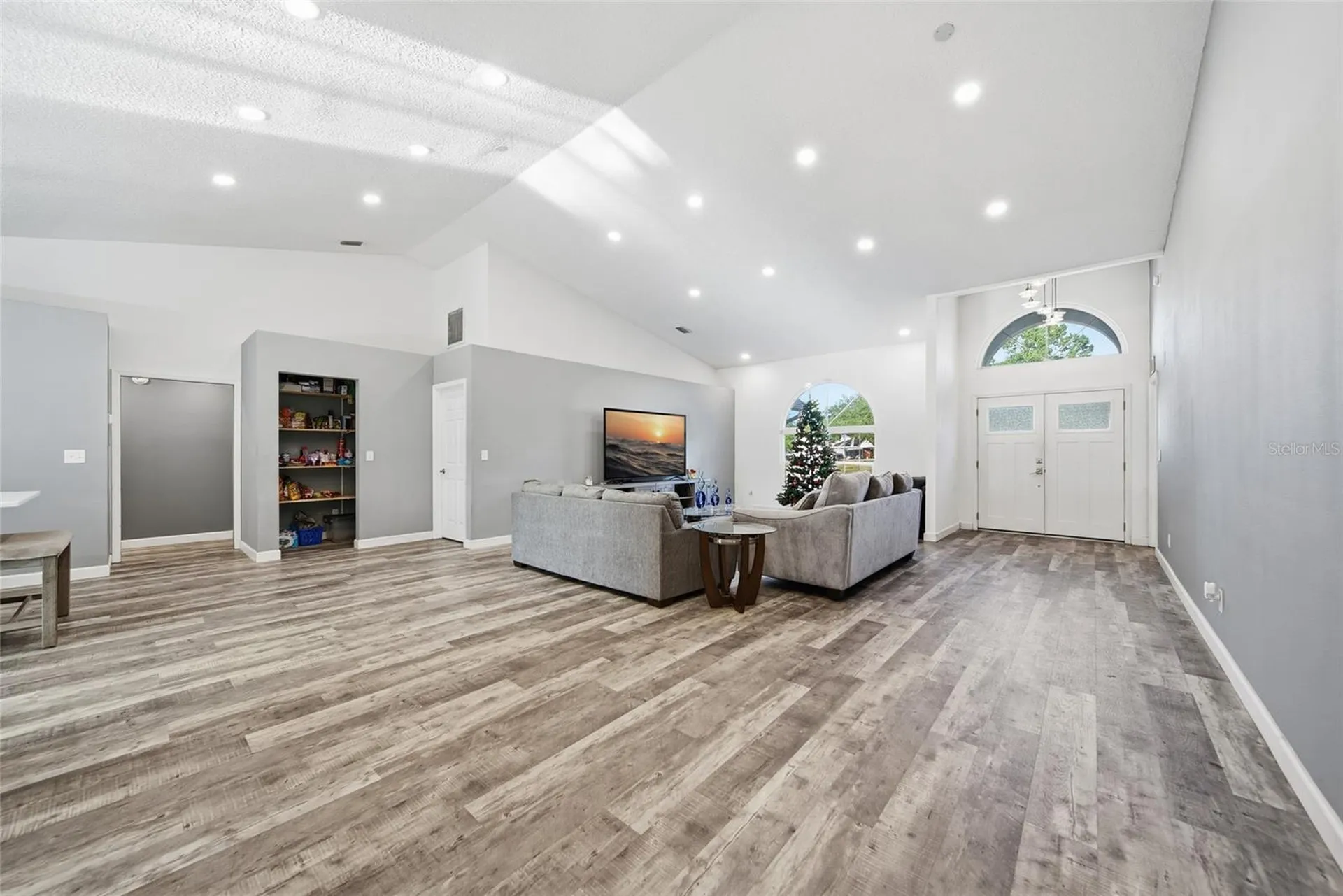 9823 Sunnyoak Drive Riverview FL 33569